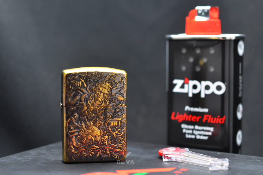 Set Zippo Armor Khắc Nổi 3D Thần vs Rồng