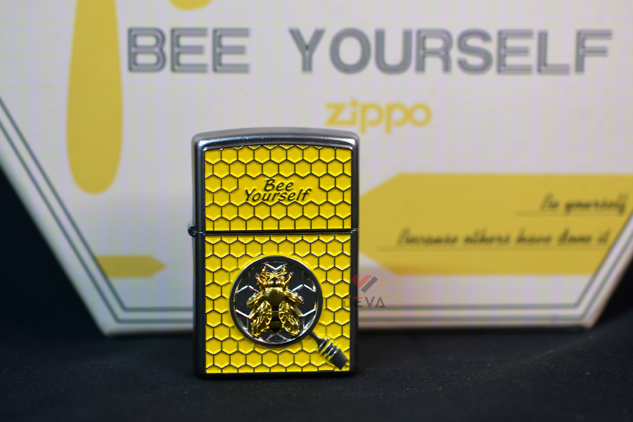 Set Zippo Ốp Emblem Ong Mật Chủ Đề Bee Yourself ZN383