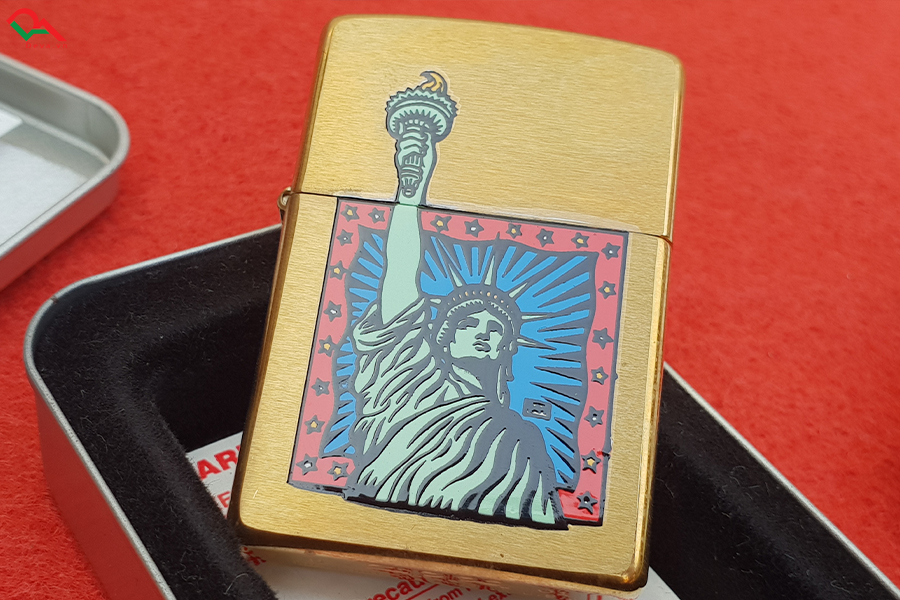 Zippo Nữ Thần Tự Do 2001