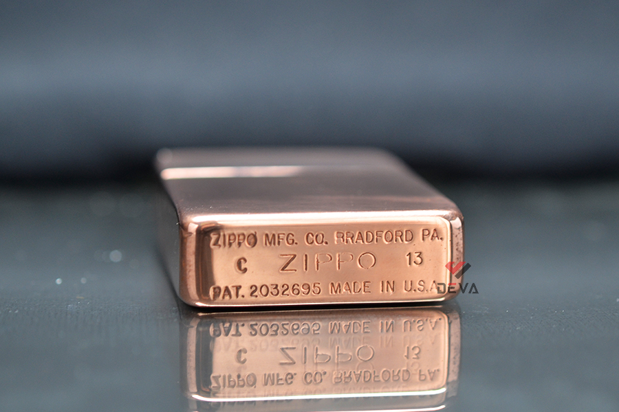 Zippo tái bản 1941 vàng hồng khắc chìm hoa văn