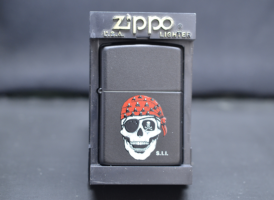 Zippo Hộp Sọ 1992
