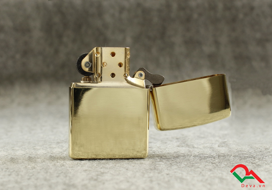 Zippo Smooth Gold Plated
