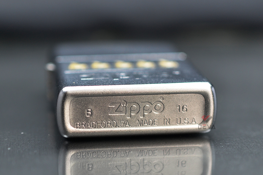 Bật lửa khắc logo chữ Zippo