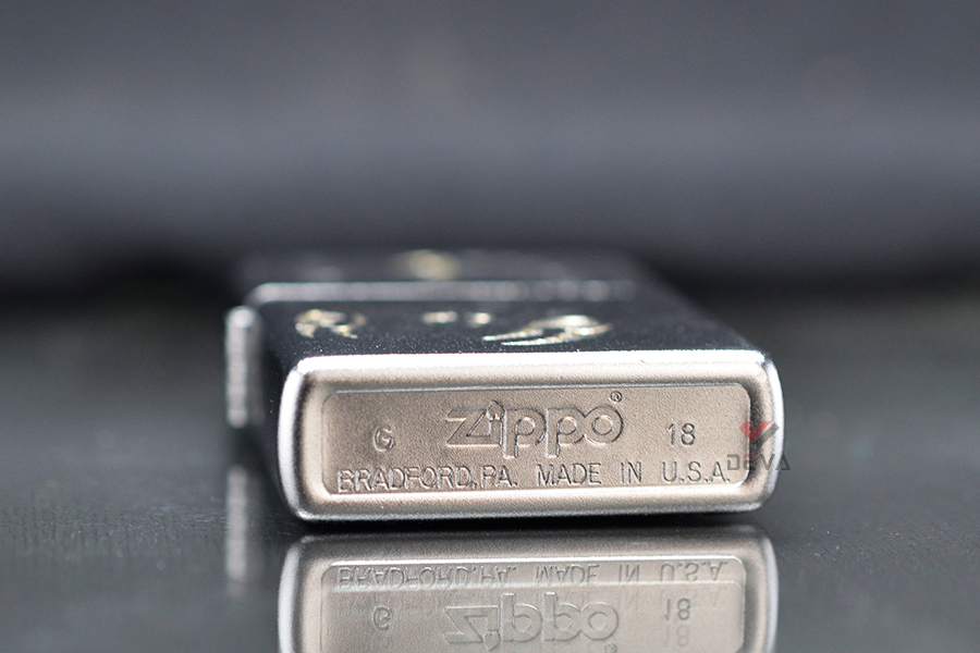 Zippo satin hình bọ cạp