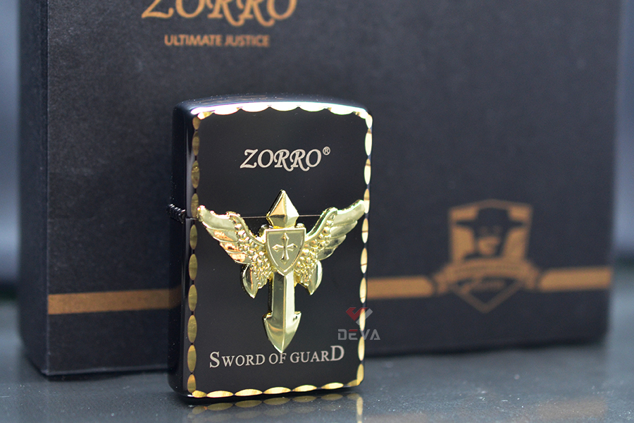Bật lửa xăng đá Zorro ốp Emblem chủ đề Sword Of Guard