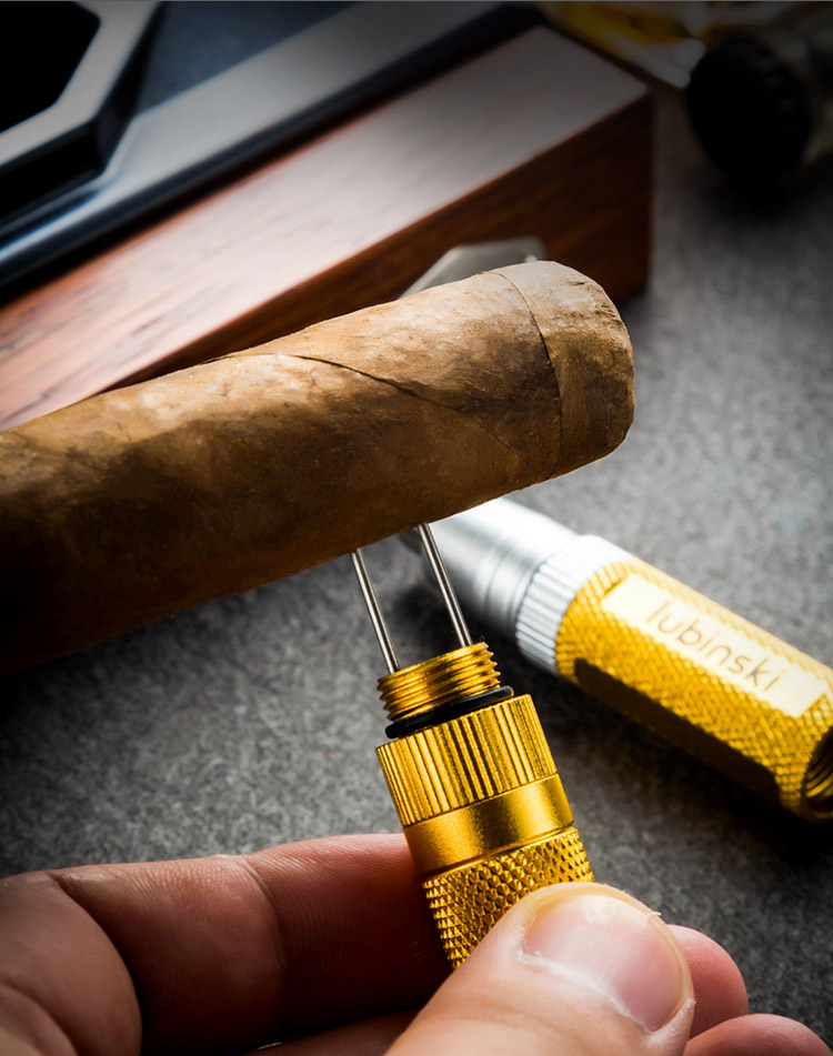 Đục cigar 2 size kèm xiên bắt top Lubinski YJA-40002