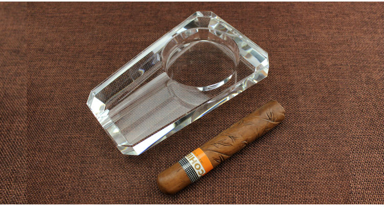 Gạt tàn xì gà 1 điếu pha lê cohiba SL200