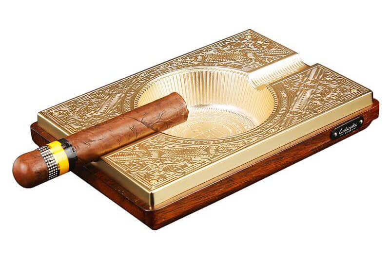 Tìm hiểu nguồn gốc của gạt tàn xì gà cao cấp tại Cacara