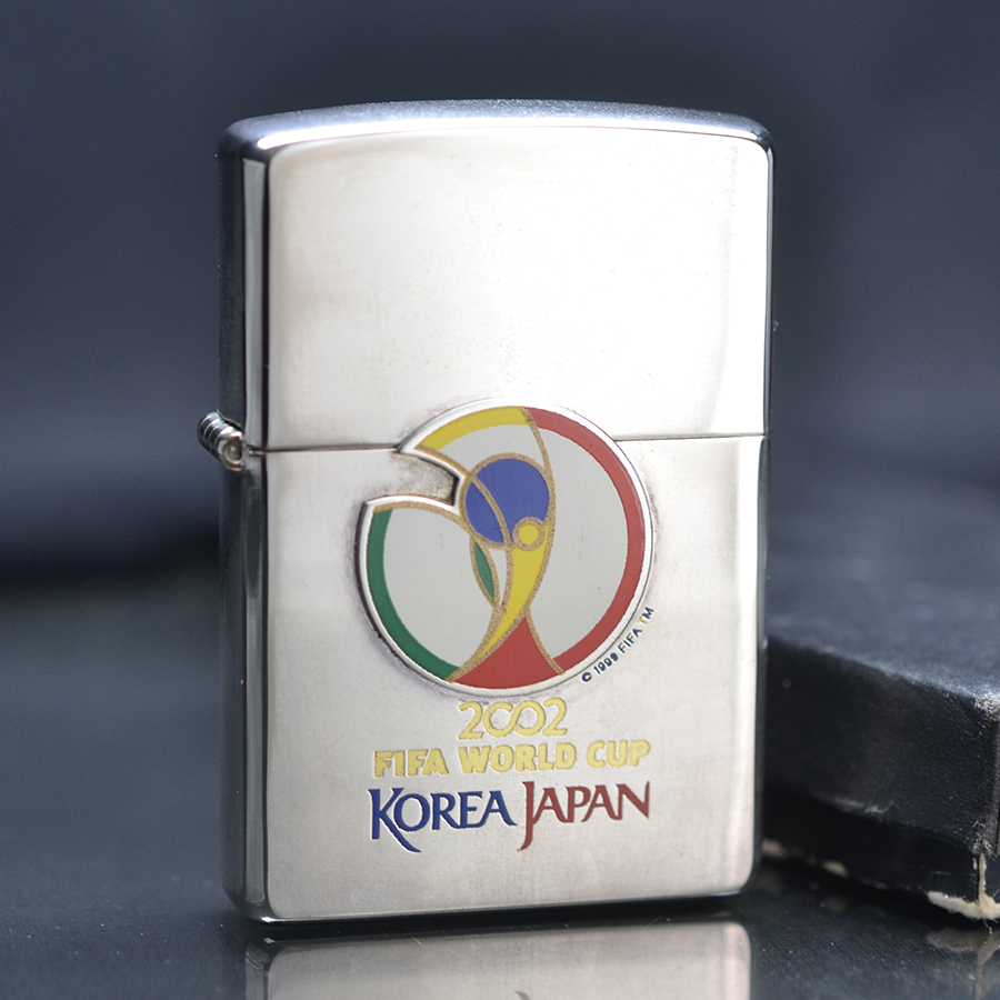 Zippo Fifa World Cup Korea Japan 2000 mạ bạc