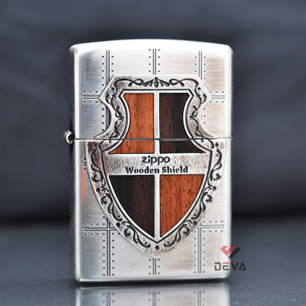 Zippo trắng ốp Emblem Chiếc Khiên Gỗ Wooden Shield